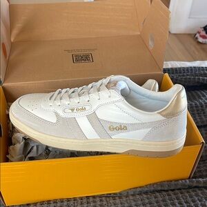 Gola Womens White and Gold Sneakers